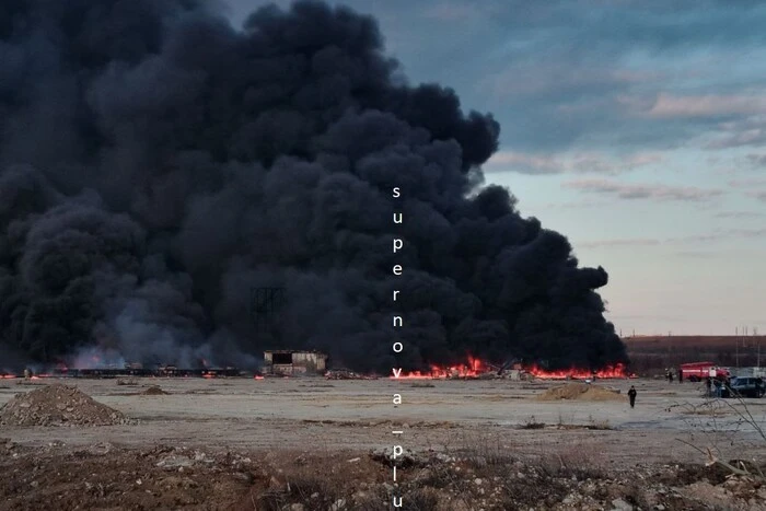 Аеродром, що підпалився після вибухів в Саратові