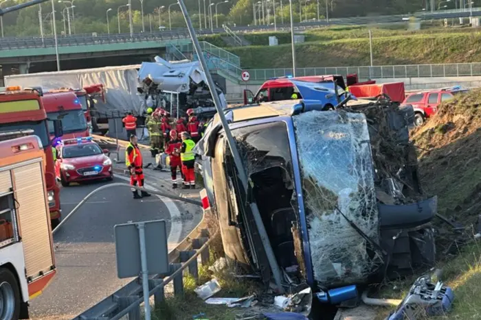 Аварія автобуса з українцями Варшаві