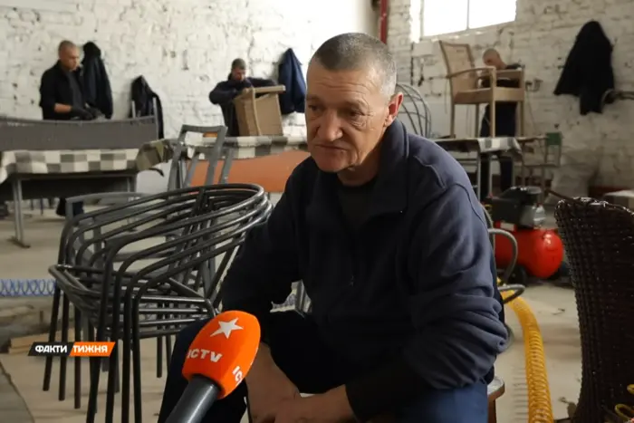 В'язниця з ізольованим утриманням. Скарги окупантів.