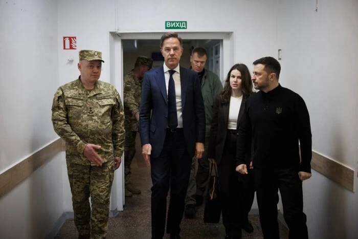 In Odessa besuchten Selenskyj und Rutte verletzte Verteidiger