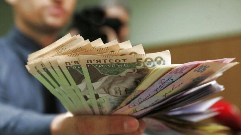 Внесок у 1760 гривень: у ПФУ розкрили спосіб вплинути на пенсію