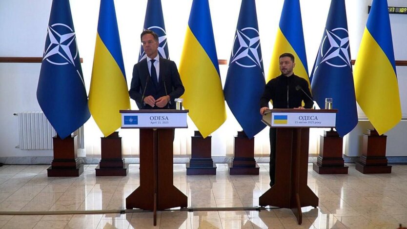Selenskyj reagierte heftig auf die Aussagen von Witkoff zu den Territorien und besprach mit Rutte die Stärkung der Luftverteidigung der Ukraine