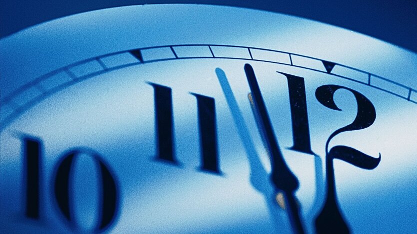 Роз'яснення щодо переводу стрілок на літній час