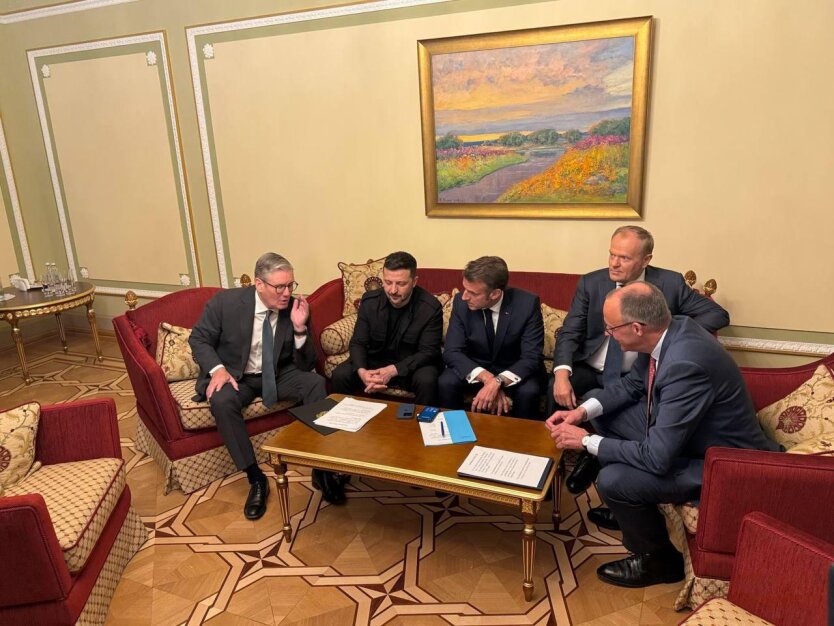 Макрон, Меркель, Туск, Келлог реагують на пропозицію Путіна про переговори