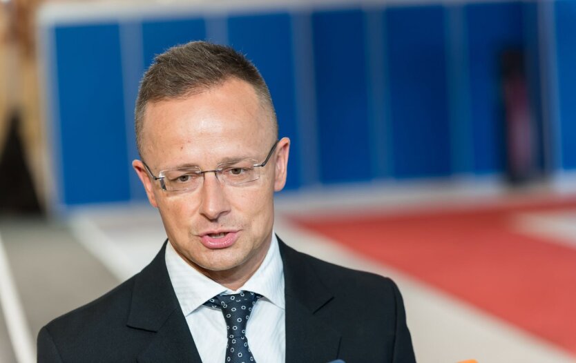 Szijjarto beschuldigte Polen, die 'friedlichen Bemühungen' Trumps zu blockieren